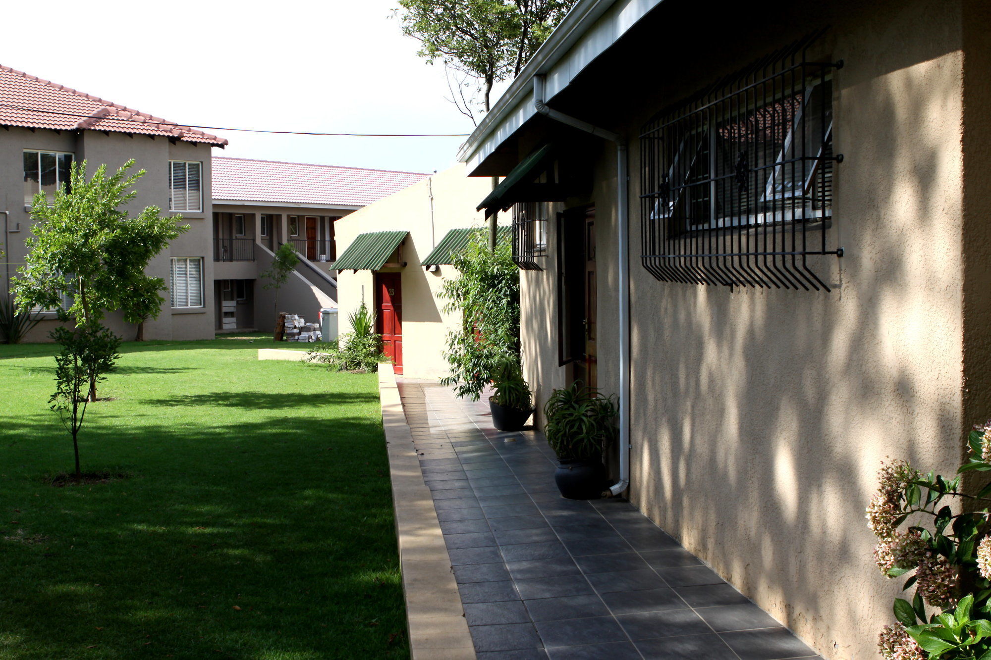 Airport Lodge Guest House Kempton Park Extérieur photo