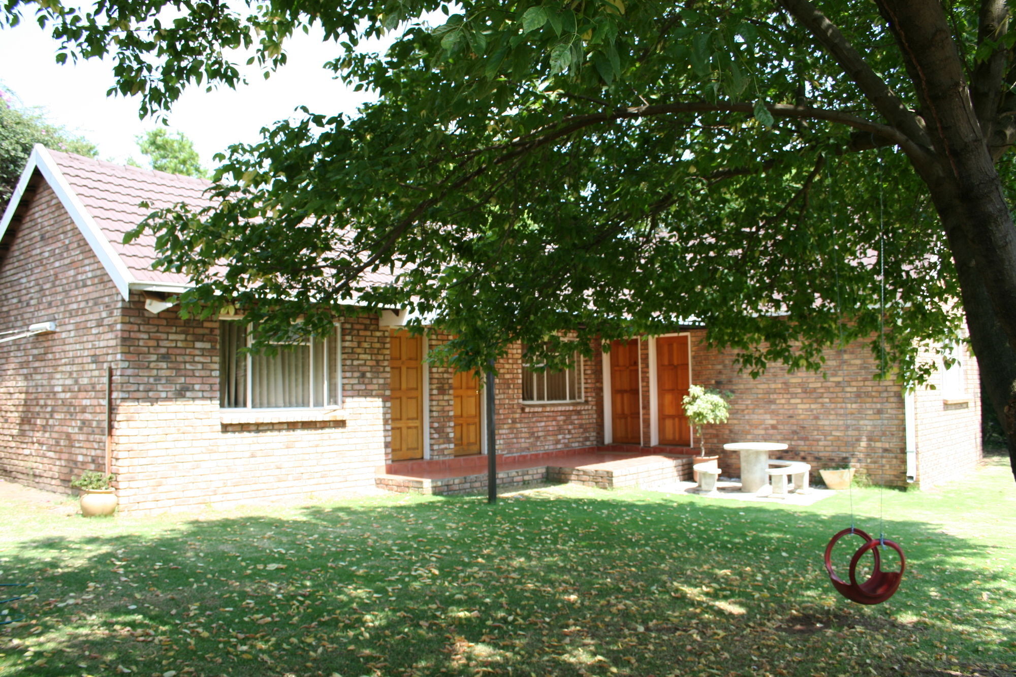 Airport Lodge Guest House Kempton Park Extérieur photo
